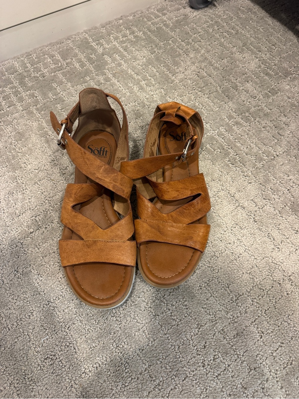 Sofft Tan Leather Crisscross Ankle Strap Sandals